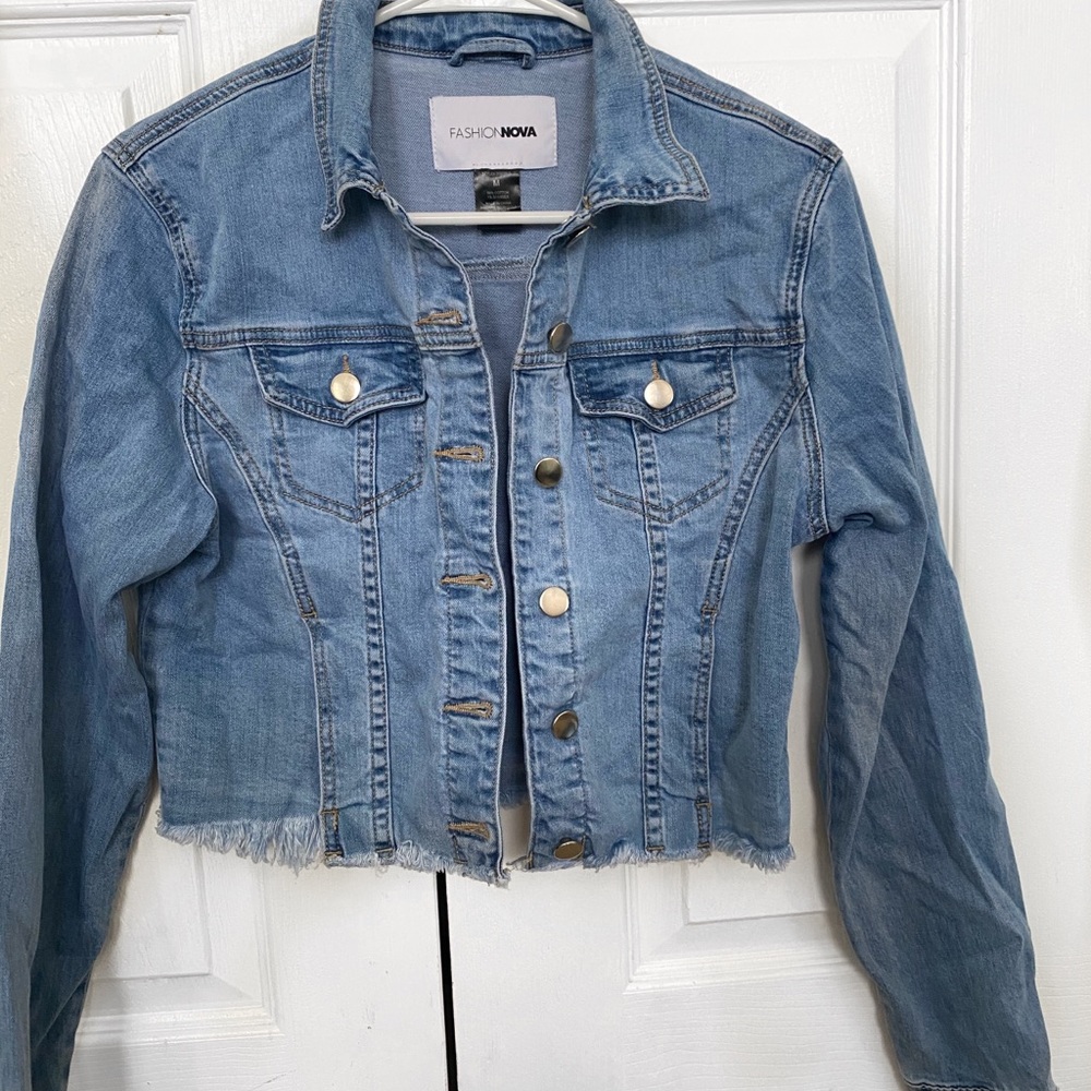 Cropped jean jacket